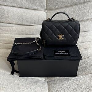 Chanel Business Affinity Small in Caviar Leather (Series 25) in Gold Hardware